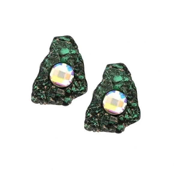 Crystal Stud Earrings Patina Green - Picture 13 of 17
